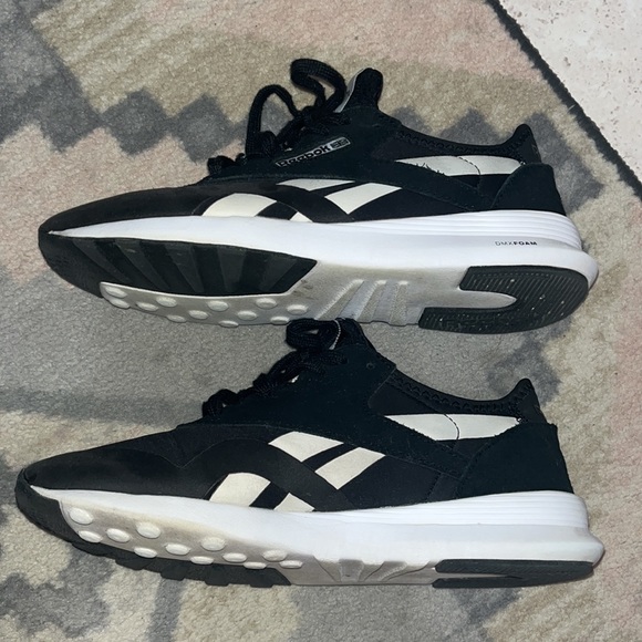 Reebok Classic Nylon Women's Shoes - Picture 6 of 11